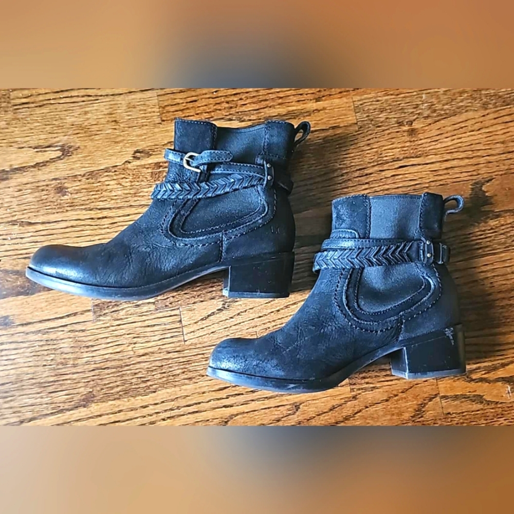 UGG Australia Women's Krewe Chelsea Ankle Boots Size 5.5
